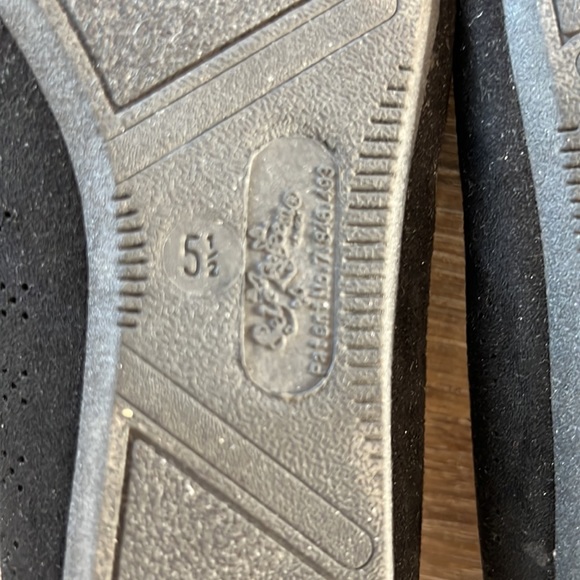 Girls Black Ballet Flats size 5.5 - Picture 6 of 7